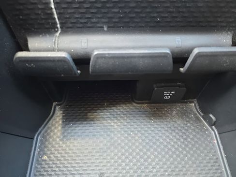 Used 2022 RAM 1500 Laramie w/ Sport Appearance Package AWD/4WD image 22