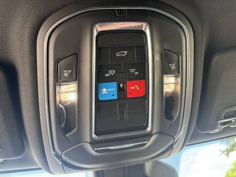Used 2023 Jeep Grand Cherokee L Laredo AWD/4WD image 19