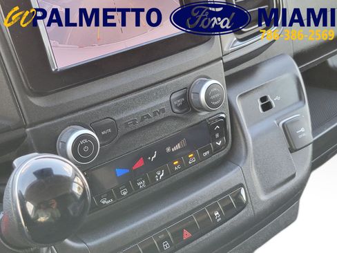 Used 2025 RAM ProMaster 2500 w/ Convenience Group FWD image 21