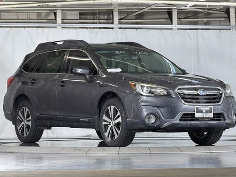 Used 2019 Subaru Outback 3.6R Limited w/ Popular Package #2 AWD/4WD image 6