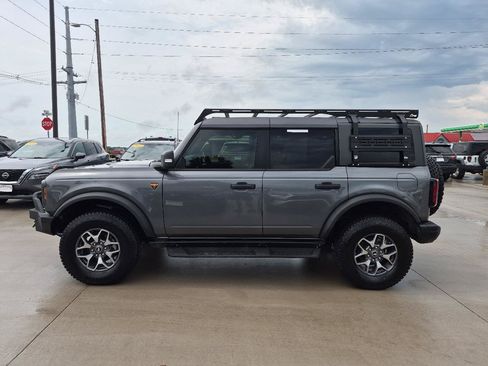 Used 2024 Ford Bronco Badlands AWD/4WD image 9