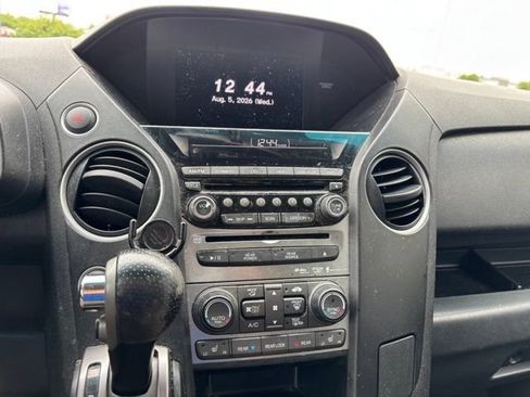 Used 2014 Honda Pilot Touring image 15