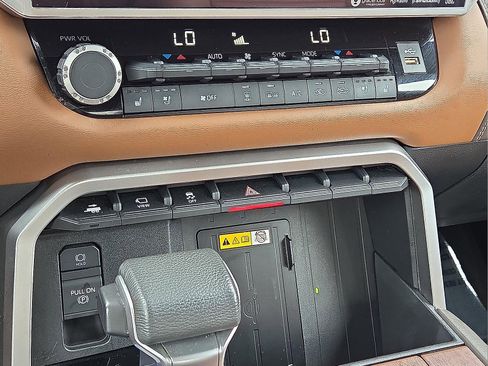 Used 2024 Toyota Tundra 1794 Edition image 19