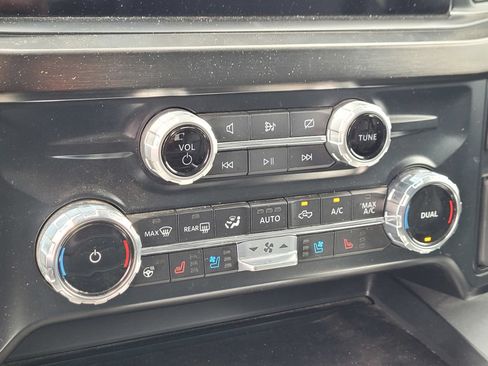 Used 2023 Ford F250 Lariat w/ Lariat Ultimate Package AWD/4WD image 20