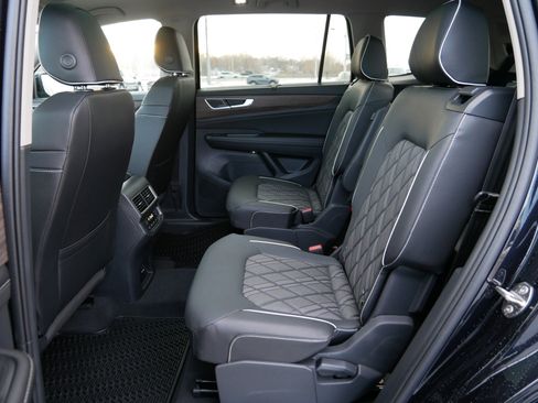 New 2026 Volkswagen Atlas SEL Premium R-Line image 9