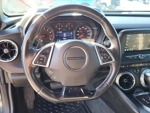 Used 2019 Chevrolet Camaro LT image 19