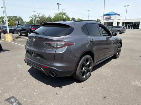 Used 2024 Alfa Romeo Stelvio Veloce AWD/4WD image 5