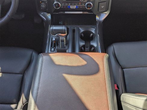 Used 2023 Ford F150 Lariat w/ Equipment Group 502A High image 20