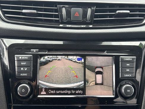 Certified 2022 Nissan Rogue Sport SL image 23