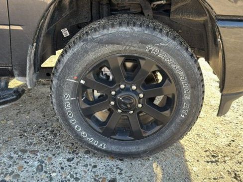 Used 2025 RAM 2500 Big Horn AWD/4WD image 11
