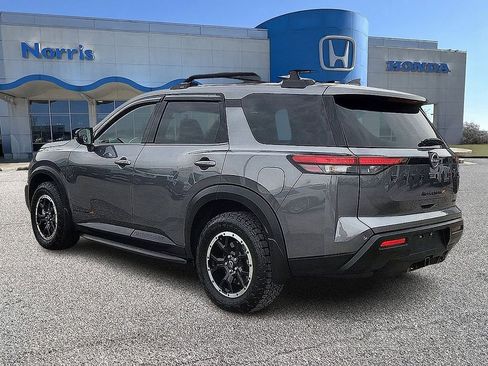 Used 2025 Nissan Pathfinder Rock Creek image 3
