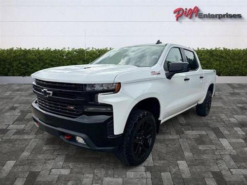 Used 2022 Chevrolet Silverado 1500 LT Trail Boss w/ Bed Protection Package AWD/4WD image 5