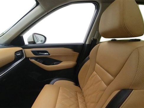 Certified 2023 Nissan Rogue Platinum w/ Platinum Premium Package image 30