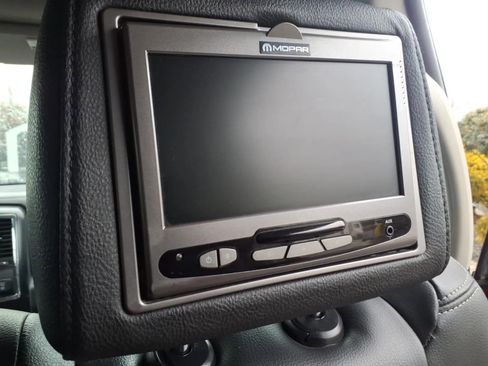 Used 2009 Dodge Ram 1500 Truck Laramie image 19