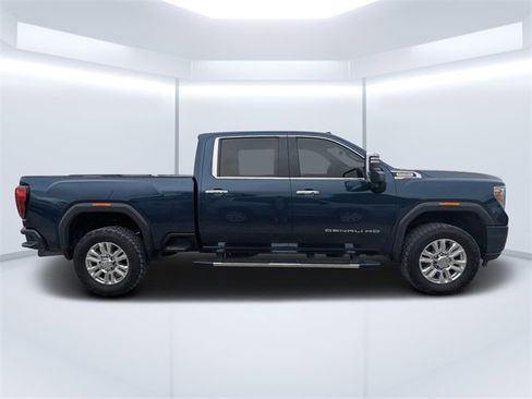 Used 2020 GMC Sierra 2500 Denali w/ Technology Package image 2