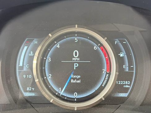 Used 2017 Lexus IS 200t F Sport w/ F Sport Package RWD image 18