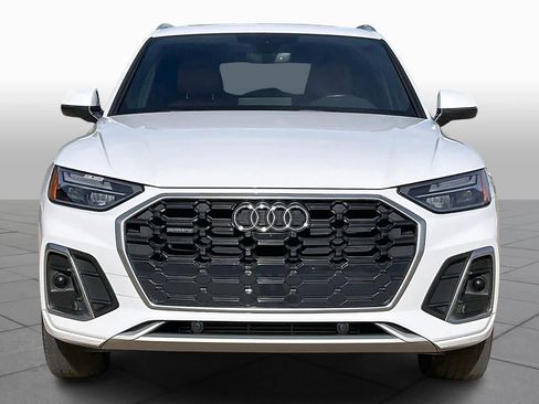 Used 2022 Audi Q5 2.0T Premium Plus w/ Premium Plus Package image 4