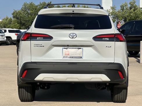 Certified 2026 Toyota Corolla Cross XLE w/ Convenience Package FWD image 4