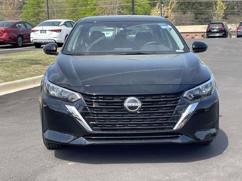 Used 2025 Nissan Sentra S image 8