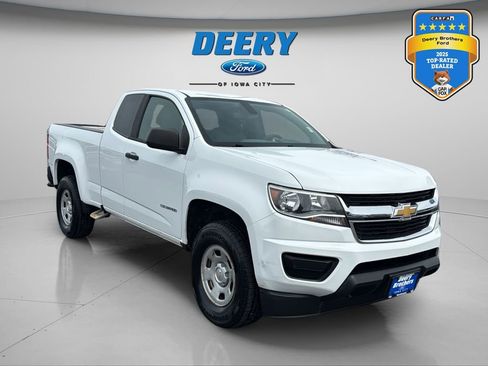 Used 2017 Chevrolet Colorado W/T RWD image 2