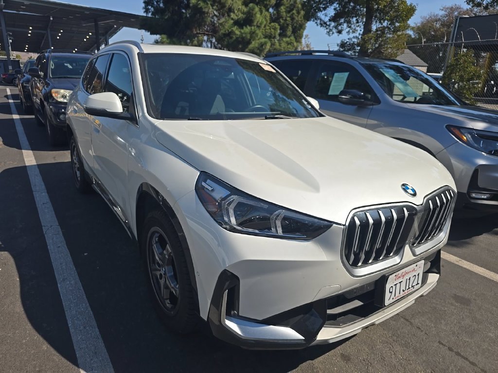 Used 2025 BMW X1 xDrive28i w/ Convenience Package AWD/4WD image 2