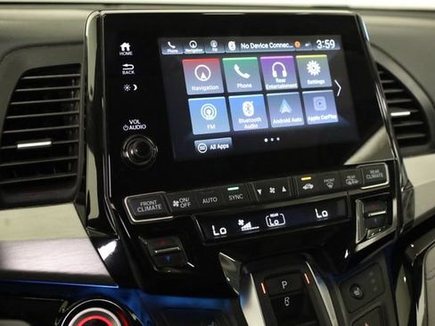 Used 2024 Honda Odyssey Touring image 17