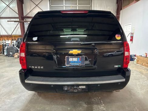 Used 2010 Chevrolet Tahoe LTZ AWD/4WD image 8