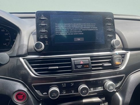 Used 2018 Honda Accord Sport image 23