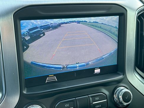 Used 2021 GMC Sierra 1500 Elevation RWD image 17