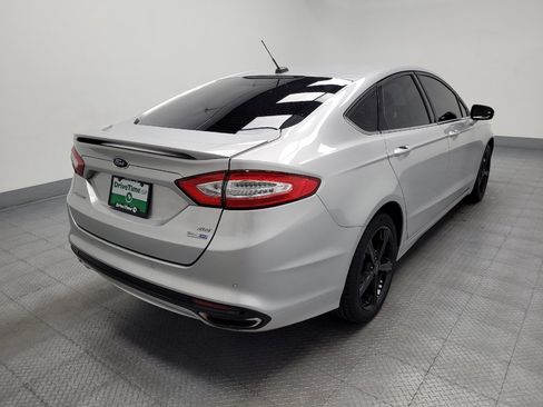 Used 2016 Ford Fusion SE AWD/4WD image 9