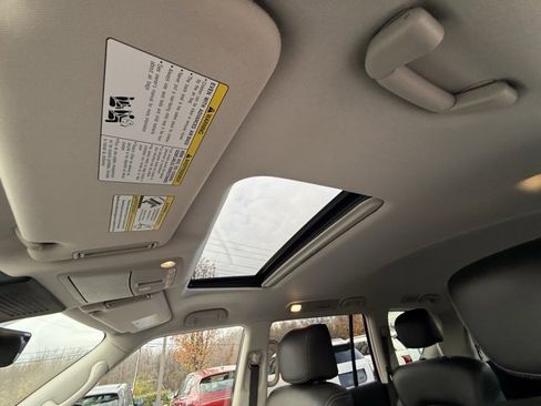 Used 2022 Nissan Armada Platinum w/ Captain's Chairs Package image 16