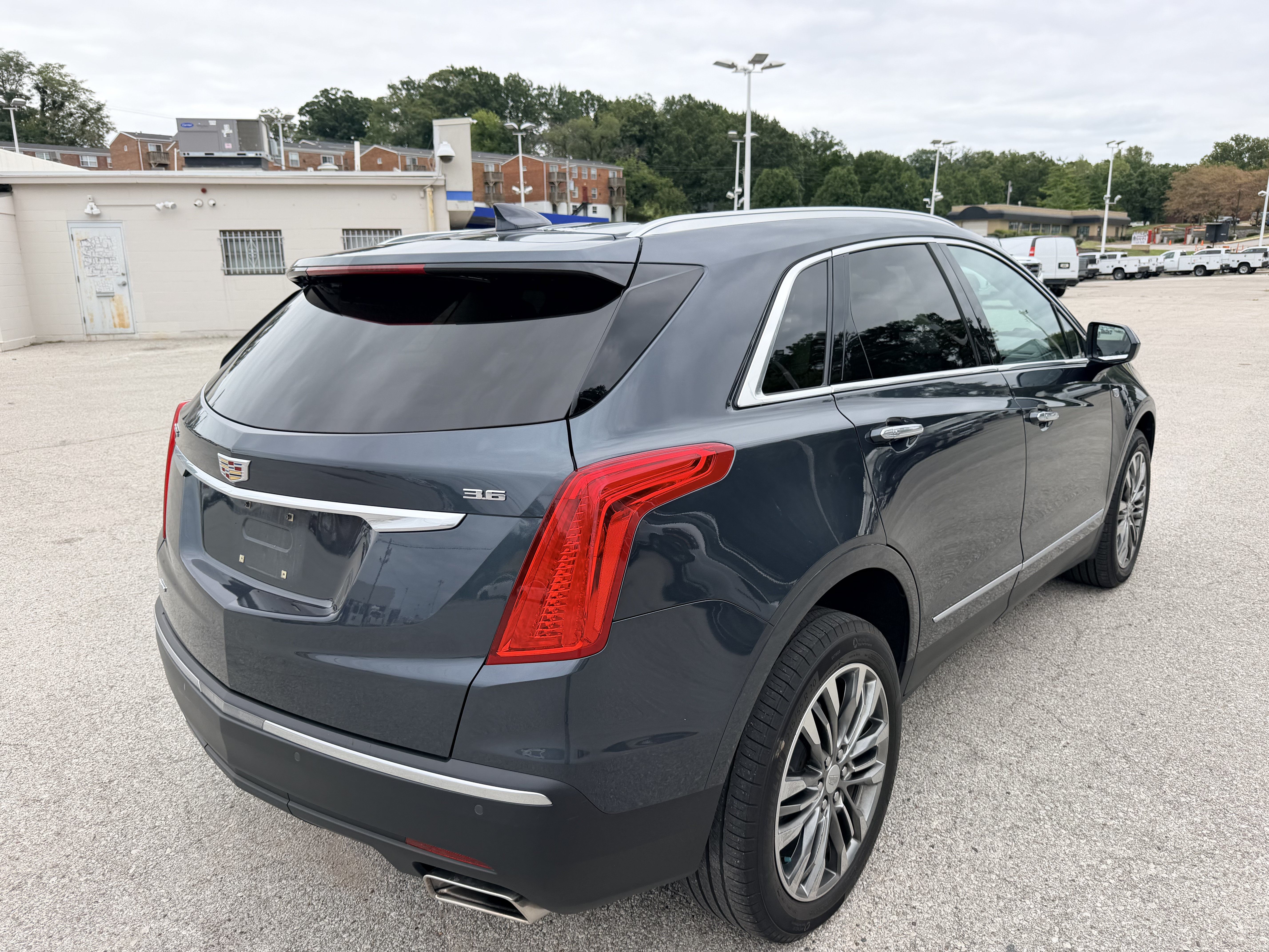 Used 2019 Cadillac XT5 Luxury AWD/4WD image 6