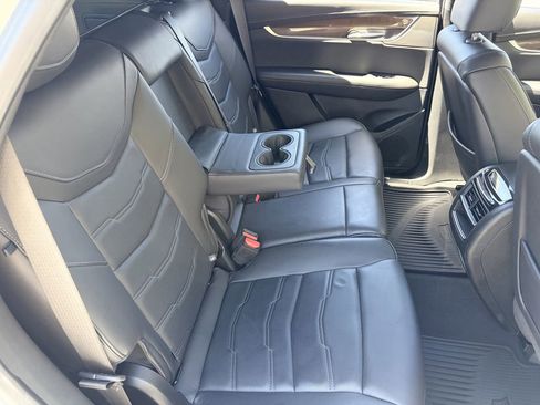 Used 2020 Cadillac XT5 Sportv w/ Platinum Package AWD/4WD image 13