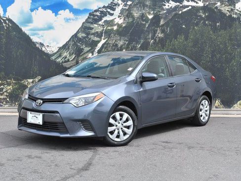 Used 2016 Toyota Corolla LE FWD image 6
