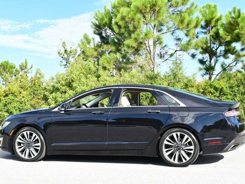 Used 2020 Lincoln MKZ Reserve image 4