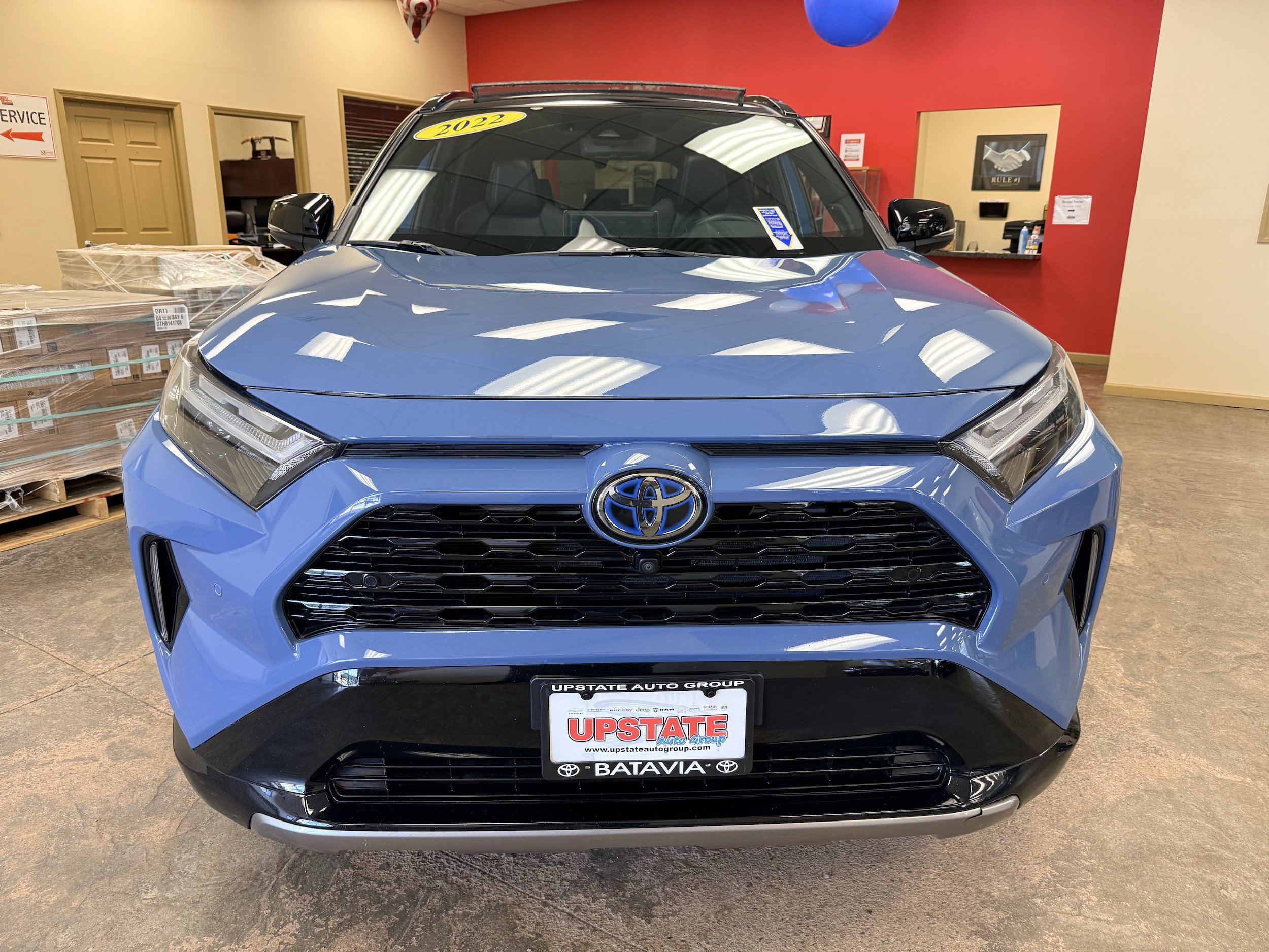 Used 2022 Toyota RAV4 XSE AWD/4WD image 2