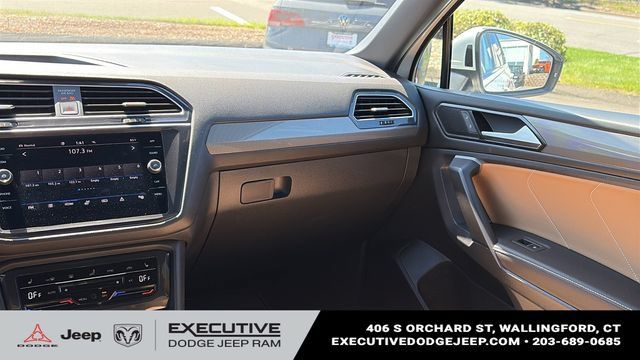 Used 2023 Volkswagen Tiguan SE AWD/4WD image 24