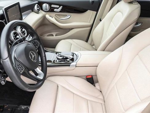 Certified 2018 Mercedes-Benz GLC 300 4MATIC image 11