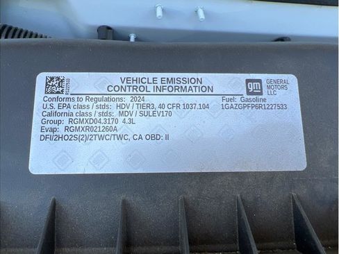Used 2024 Chevrolet Express 3500 LT w/ LT Preferred Equipment Group RWD image 23