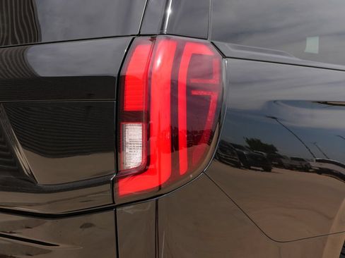 New 2027 Ford Expedition Platinum AWD/4WD image 8