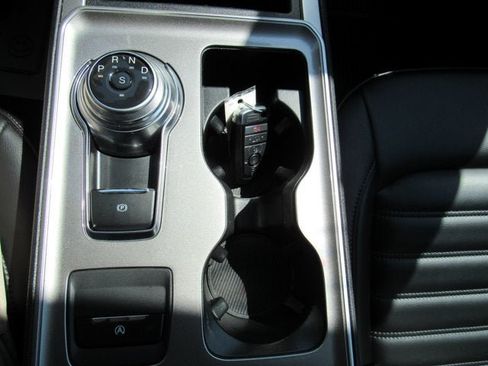 Used 2024 Ford Edge SEL w/ Convenience Package AWD/4WD image 21