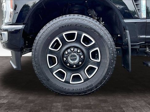 Used 2024 Ford F250 Platinum AWD/4WD image 35