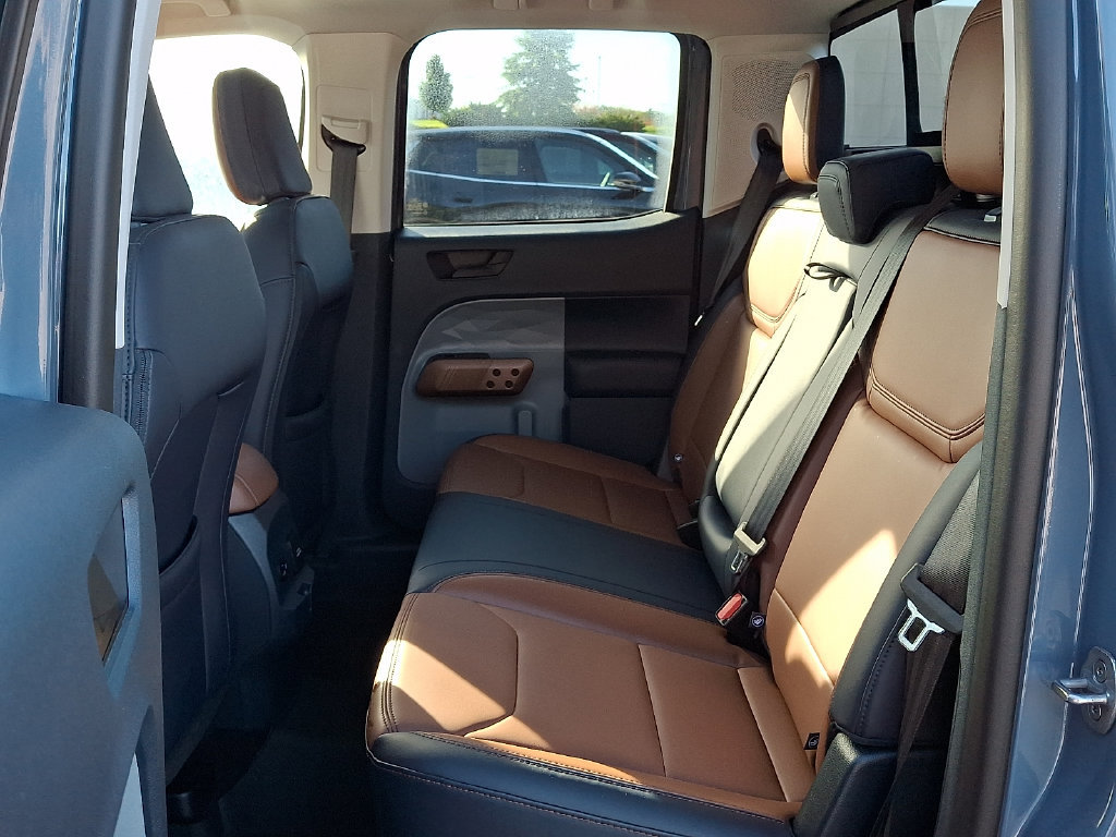 Used 2024 Ford Maverick Lariat AWD/4WD image 13
