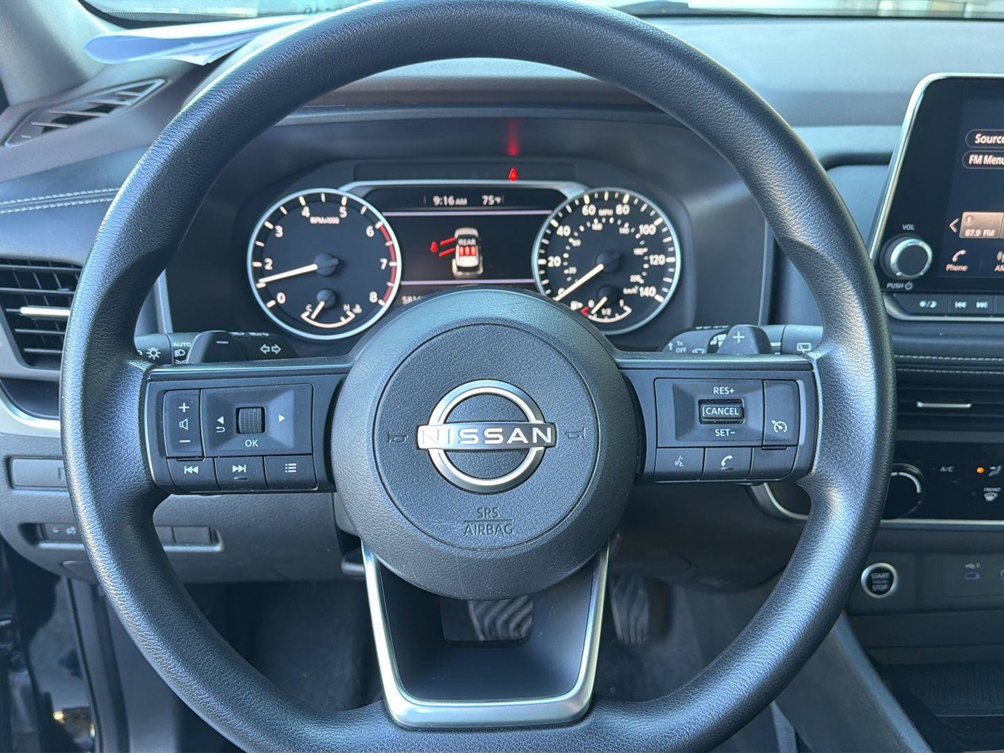 Used 2023 Nissan Rogue S AWD/4WD image 19