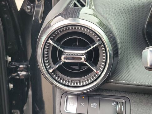 Used 2025 Chevrolet Equinox LT image 28