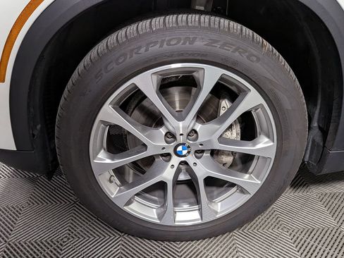 Certified 2024 BMW X5 xDrive40i w/ Premium Package AWD/4WD image 51