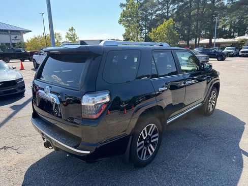 Used 2024 Toyota 4Runner Limited AWD/4WD image 5