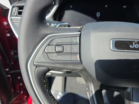 New 2026 Jeep Grand Cherokee L Laredo AWD/4WD image 15