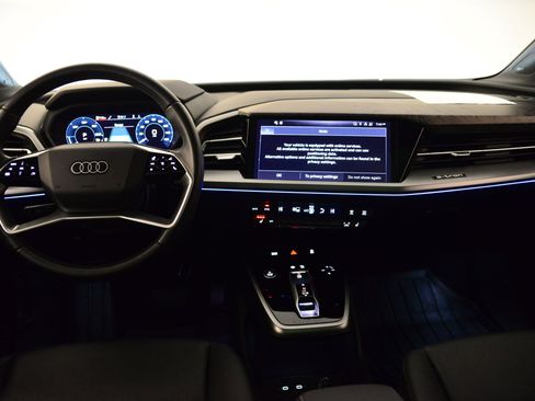 Used 2023 Audi Q4 e-tron Premium Plus w/ Premium Plus image 21