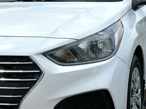 Used 2022 Hyundai Accent SE FWD image 16